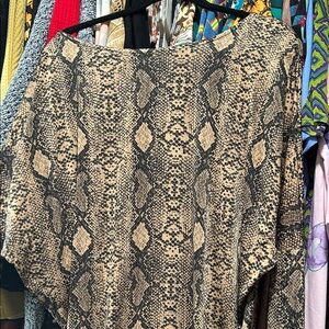 Cherish Snake Print Top - Black and Tan